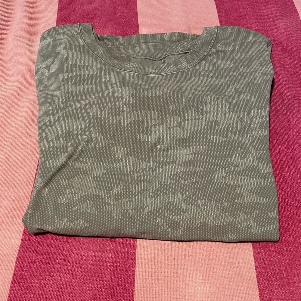 Gray white camp lululemon shirt